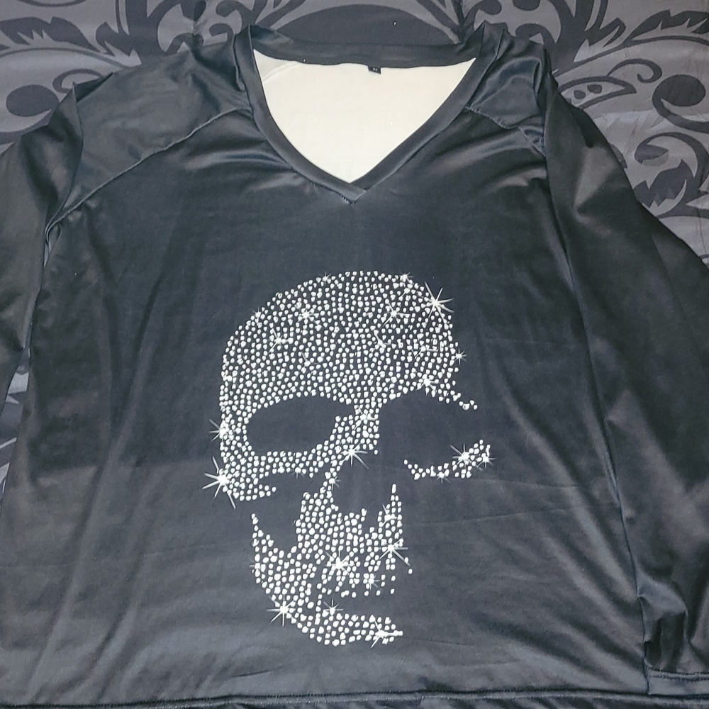 Black Skull Print Top